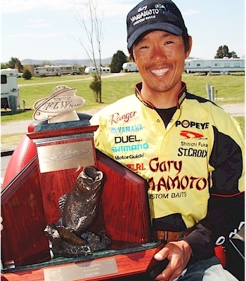 Fattest walleye ever, Outboard break-in trick, Lilacs mean go-time