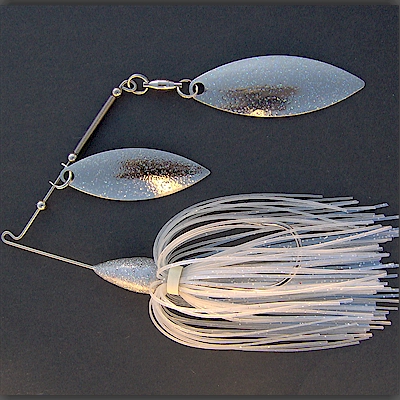 SPINNERBAIT BASICS: (weight, size, blades, and colour) and how to